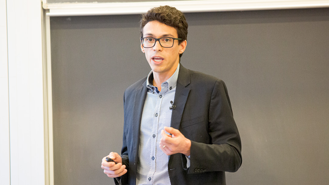 Application of Advanced Thermodynamic Models in the Representation of the Global Phase Behavior of Fluids of Interest in the Oil & Gas Industry by Andre Vinhal