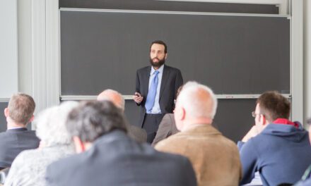 An Experimental and Theoretical Study of CO2 hydrate Formation Systems by Fragkiskos Tzirakis